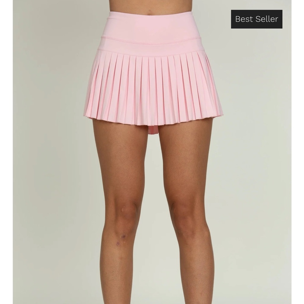 Chic Pink Pleated Mini Skirt
